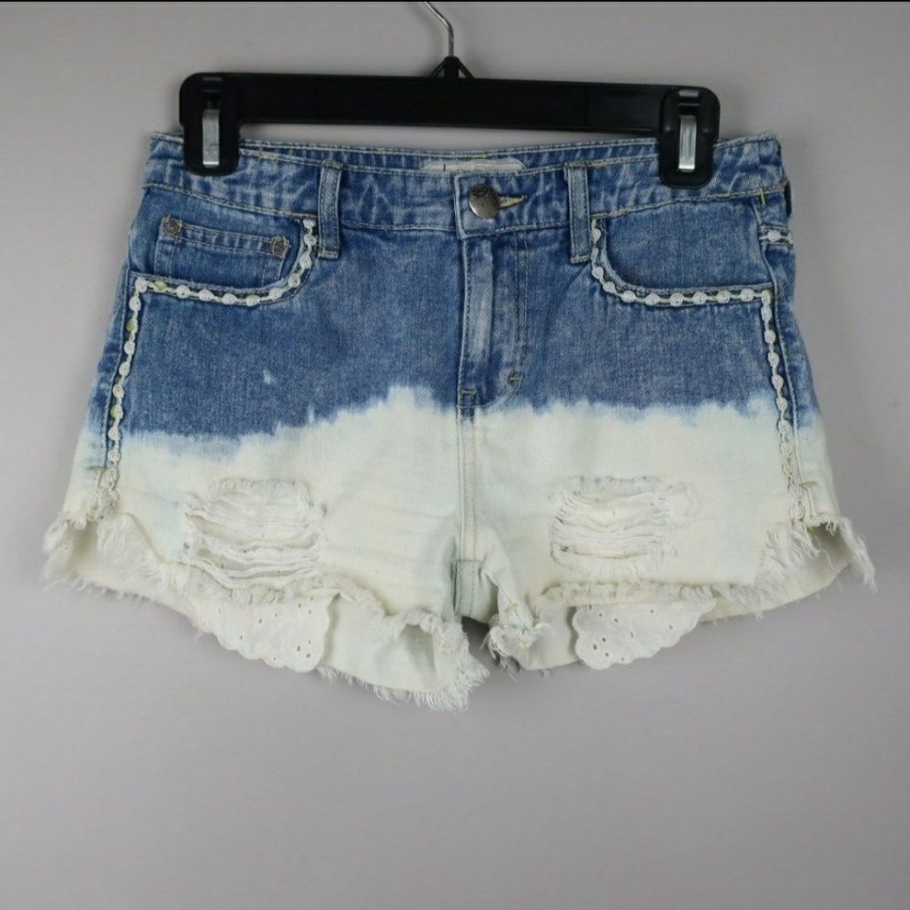 Free People Sz 24 Lowtide Eyelet  Denim Shorts - Picture 11 of 12